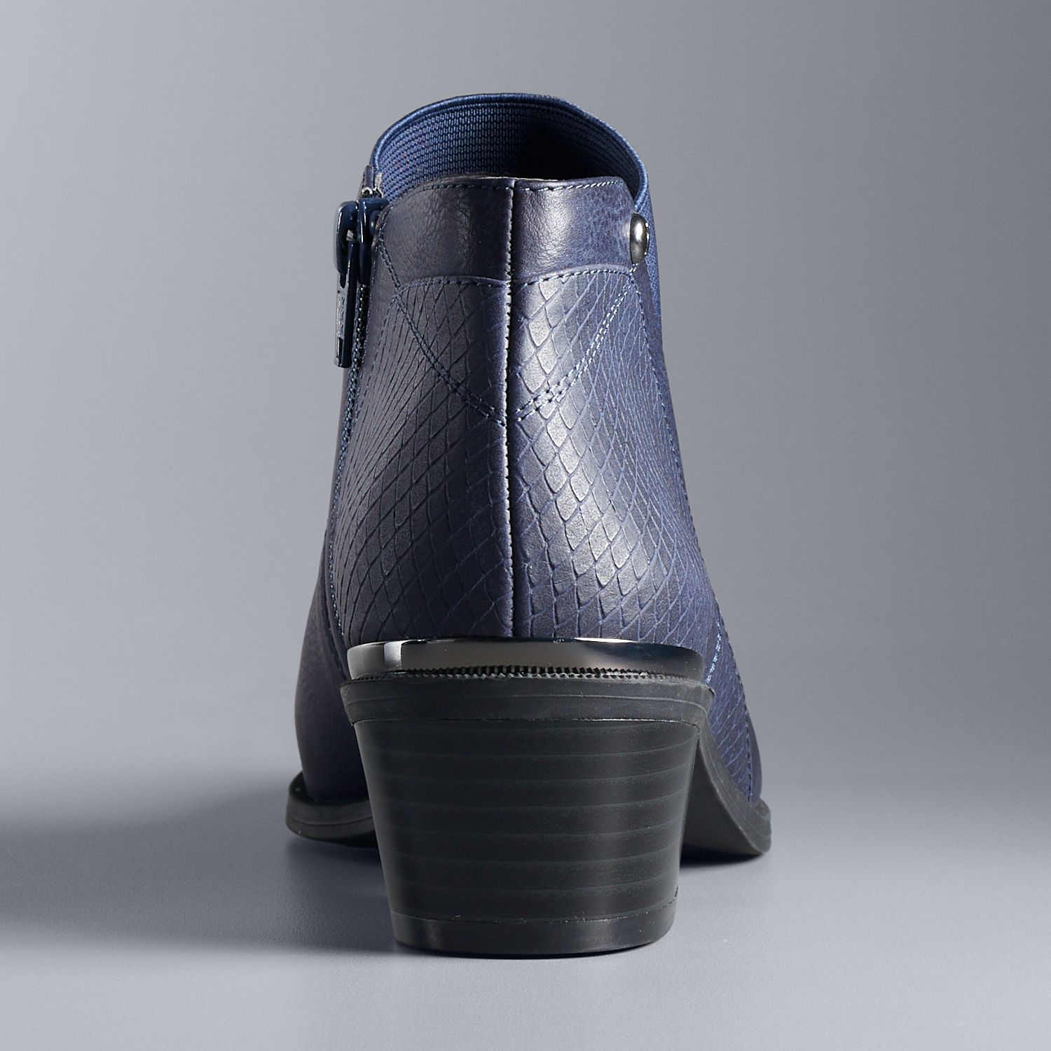 simply vera vera wang skylark women's ankle boots