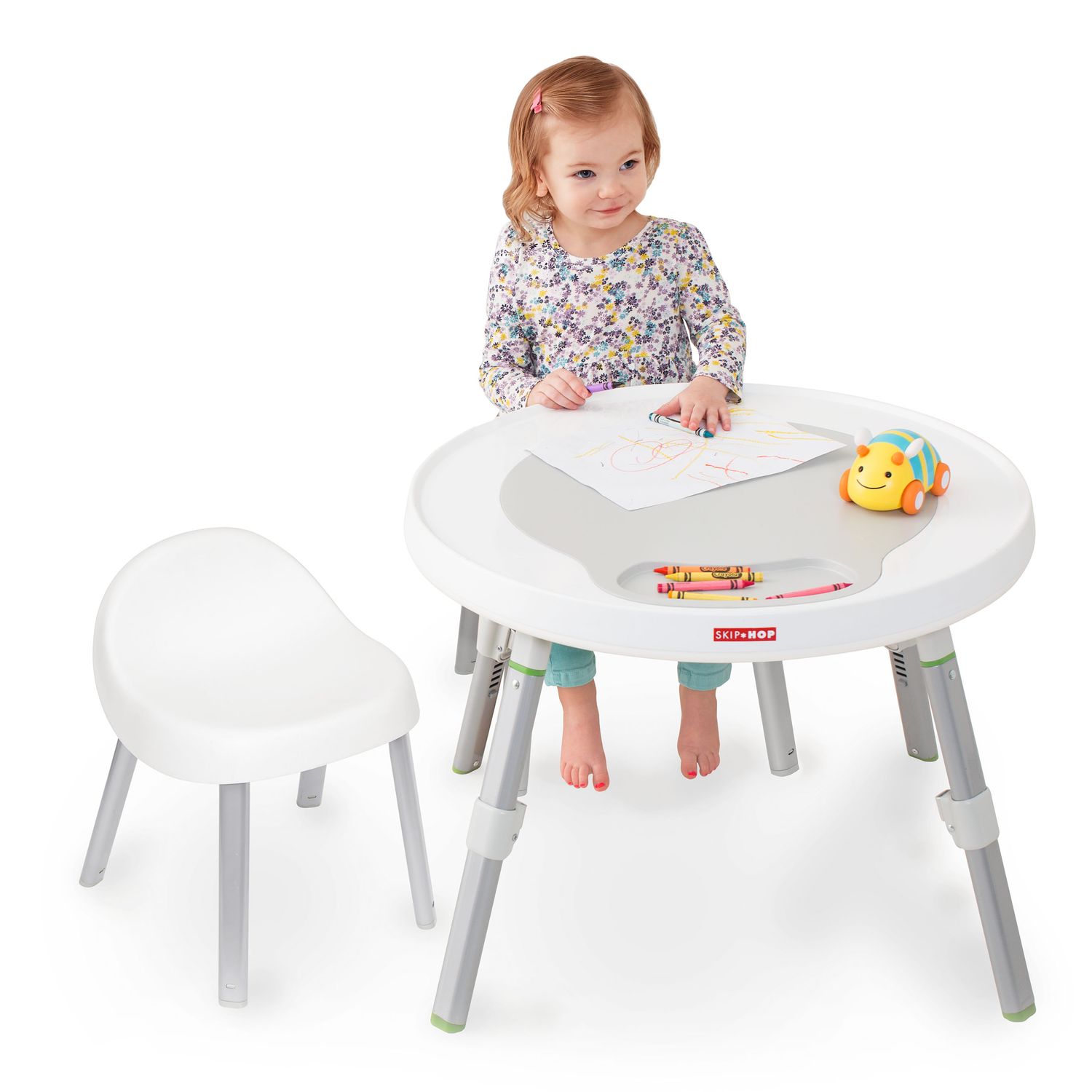 skip hop table chairs