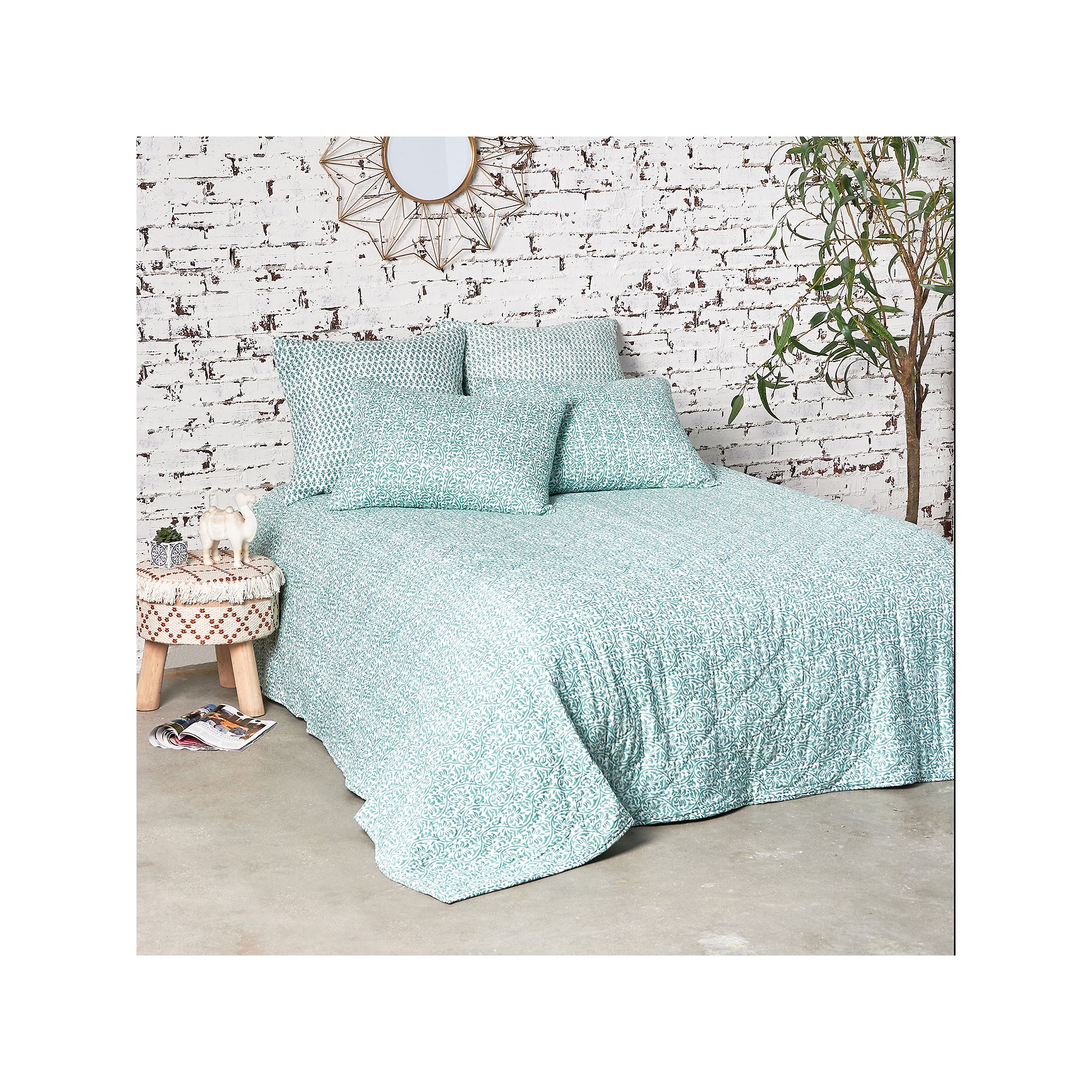 Carol & Frank Gwen Quilt, Lagoon