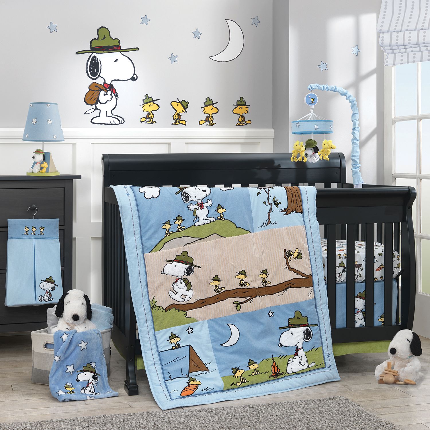 snoopy crib bedding