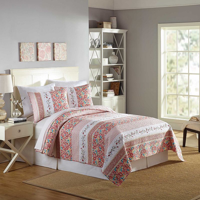 Mary Janes Home Bright Blooms Quilt, Light Red, King