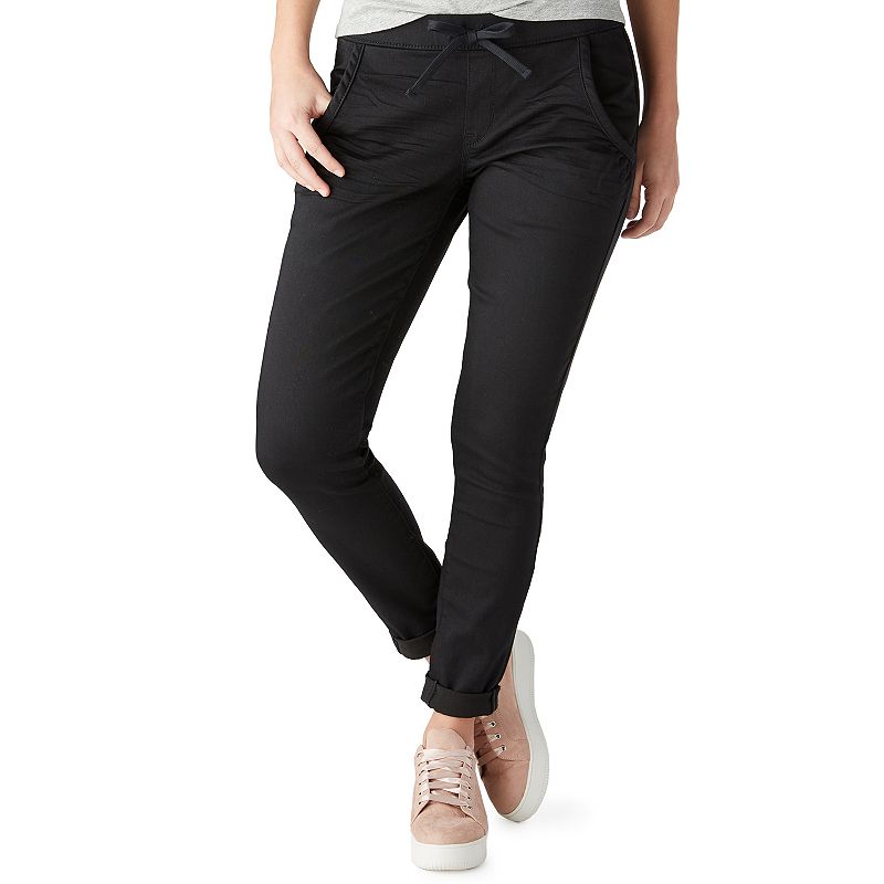 UPC 192379607048 product image for Juniors' DENIZEN from Levi's Low Rise Jogger Jeans, Girl's, Size: Small, Black | upcitemdb.com