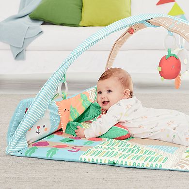 Skip Hop Baby Tummy Time Farmstand Grow & Play 3-in-1 Activity Play Gym