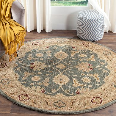 Safavieh Antiquity Elizabeth Framed Floral Wool Rug