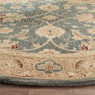Safavieh Antiquity Elizabeth Framed Floral Wool Rug