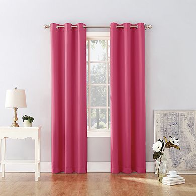 Sun Zero Blackout 1-Panel Riley Kids Curtain