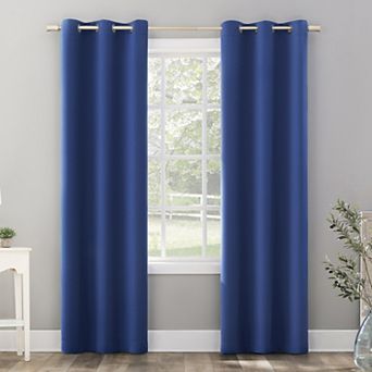 Sun Zero Blackout 1-Panel Riley Kids Curtain