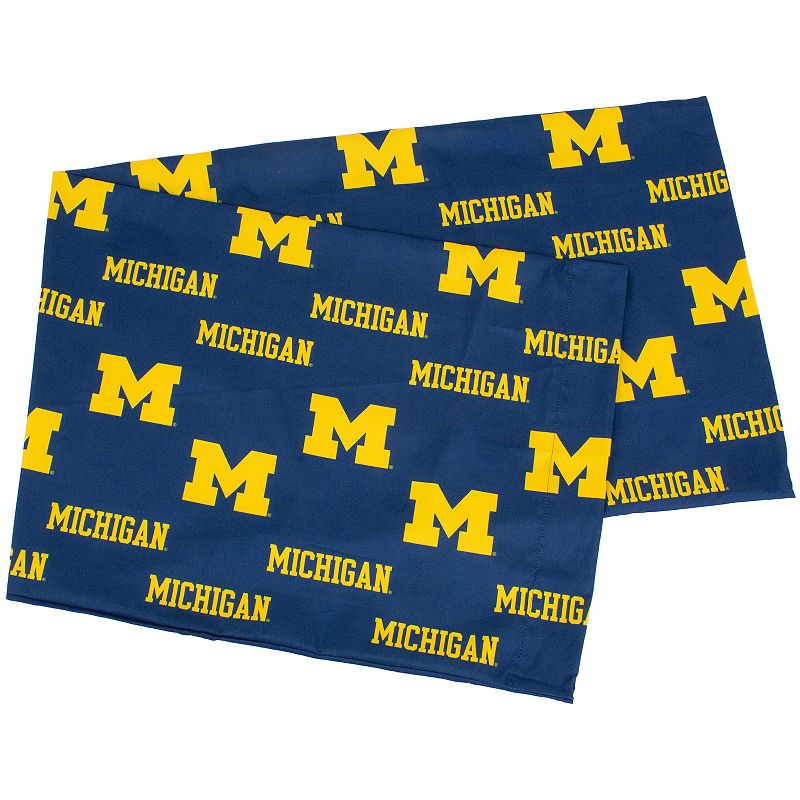 Michigan Wolverines Body Pillowcase, Multicolor
