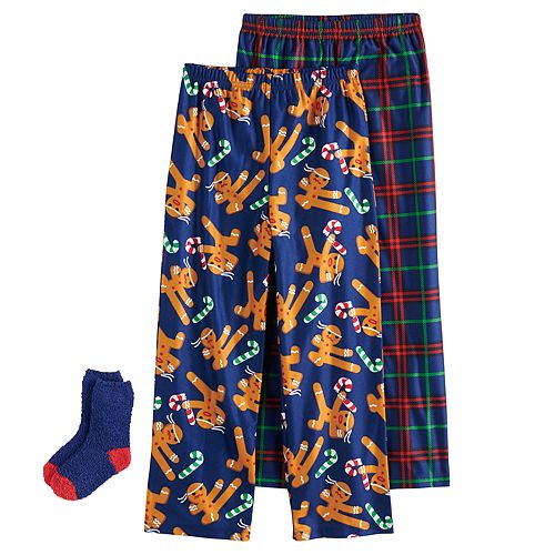 jogger pants with socks
