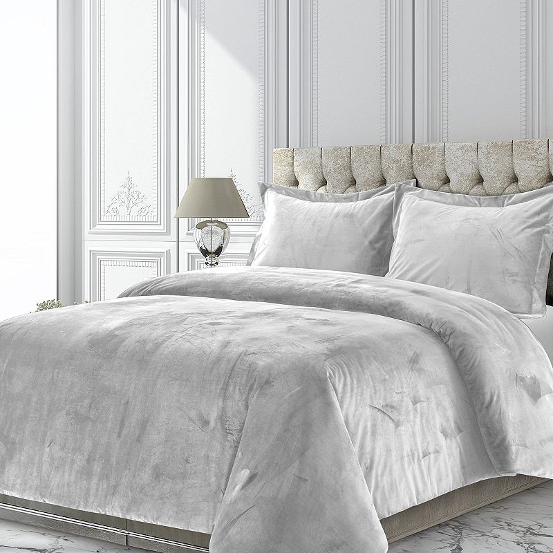 Tribeca Living Florence Velvet Oversized Solid Quilt Set Queen Silver