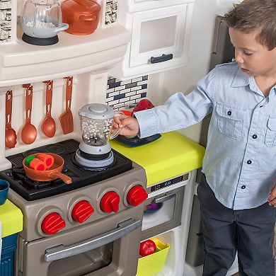 Step2 Elegant Edge Play Kitchen Set