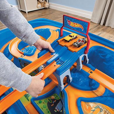 Hot Wheels Car & Track Play Table by Step2