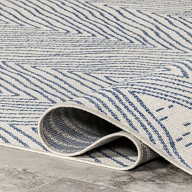 nuLOOM Wavy Chevron Indoor/Outdoor Rug