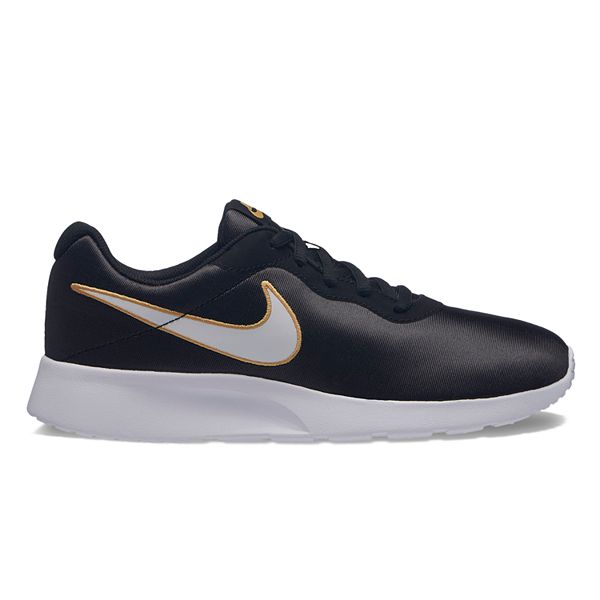 nike tanjun women's athletic shoes black