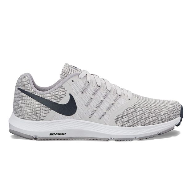 Nike women's shop run swift shoe