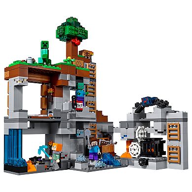 LEGO Minecraft The Bedrock Adventures Set 21147