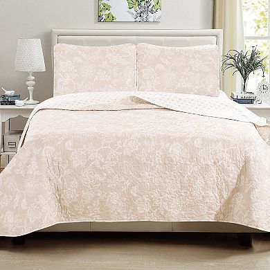 Madelinen® Emma Collection Quilt Set