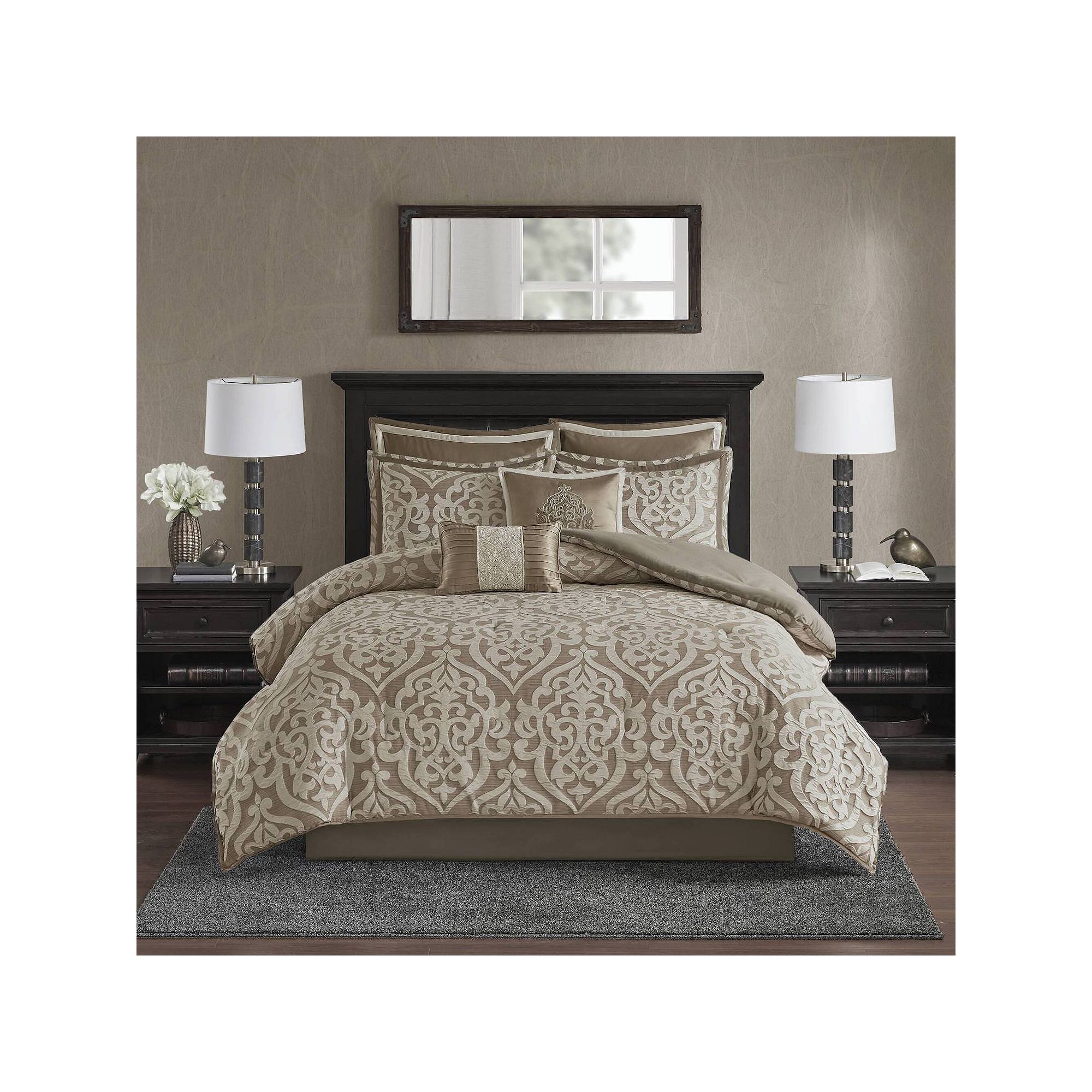 Madison Park Dillon 8-Piece Jacquard Comforter Set with Throw Pillows, Ivor