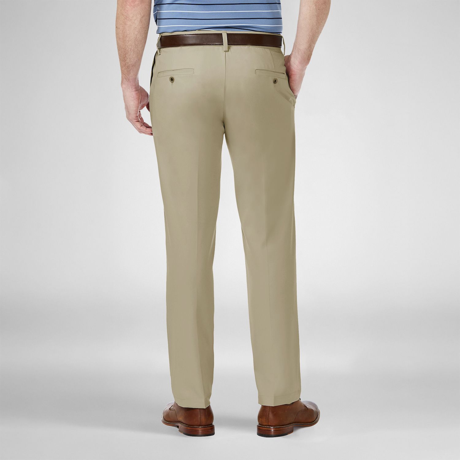 Haggar Pantaloncini Uomo Cool 18 Pro - Vestibilità Dritta, Comfort Massimo, Grigio Casual, Taglia 54