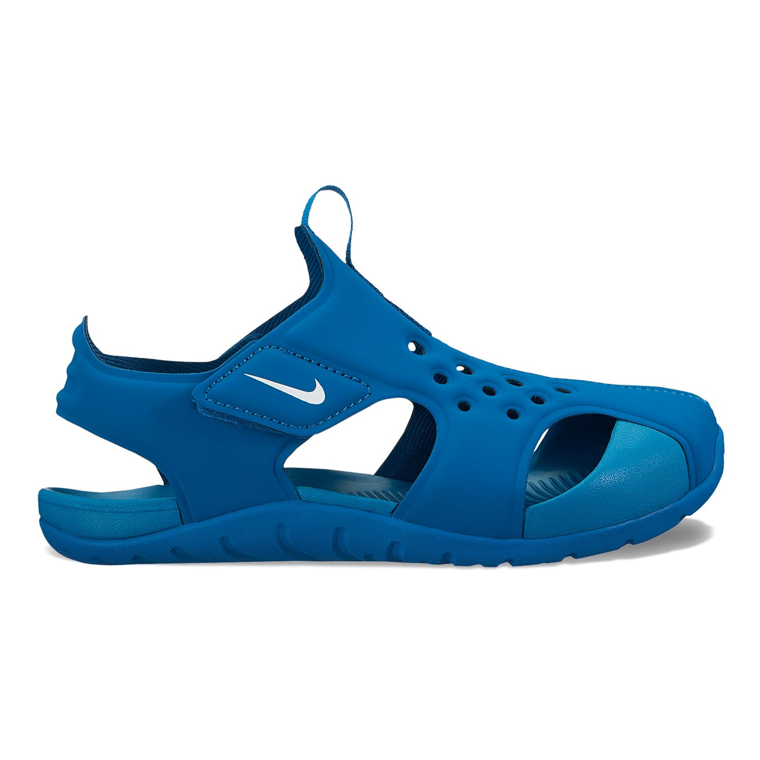 nike closed toe sandals