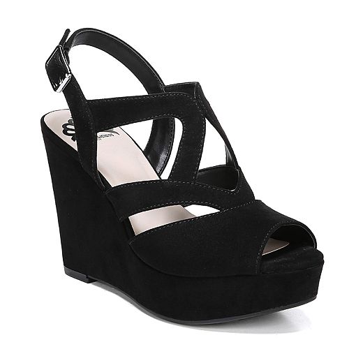 fergalicious wedges black