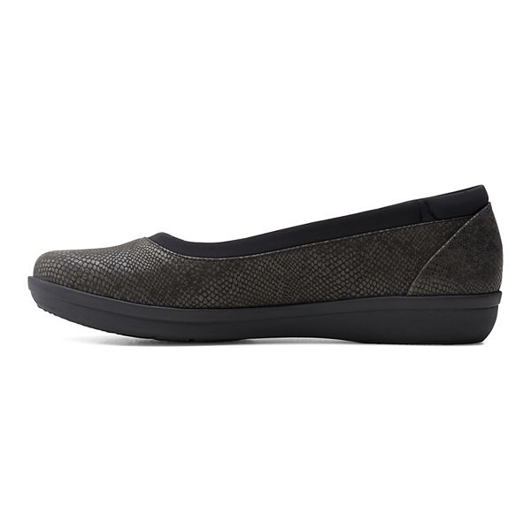clarks cloudsteppers ayla low women's flats