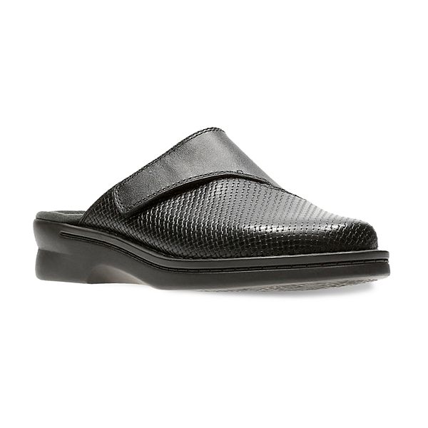 Clarks hot sale leather mules