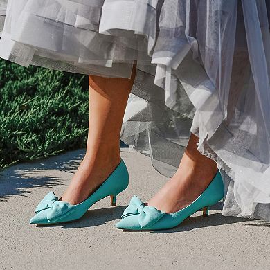 Journee Orana Women's Bow Pumps