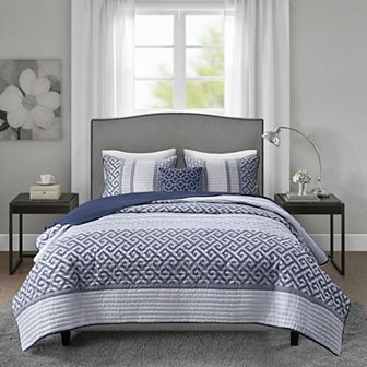 Madison Park Christian 4 pc Jacquard Quilt Set with Shams and Throw Pillow