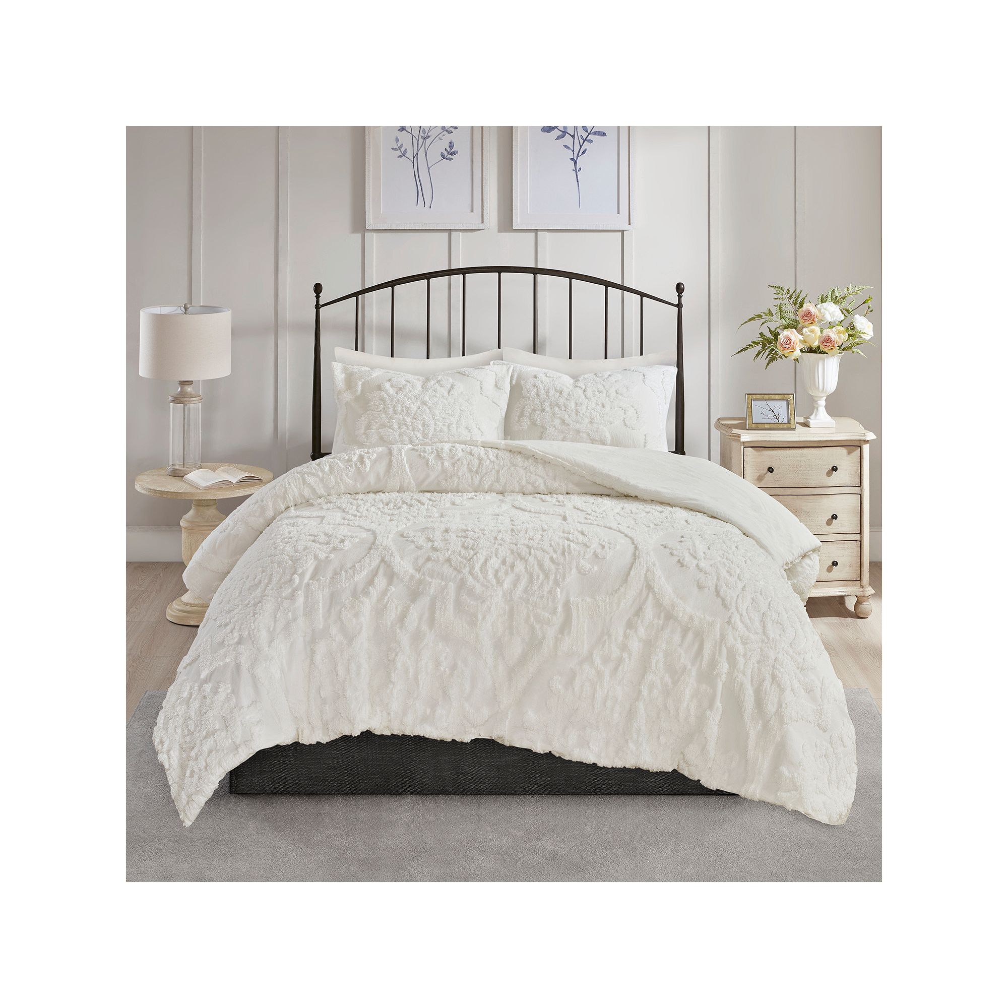 Madison Park Aeriela Chenille Cotton Comforter Set with Shams, White