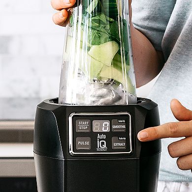 Nutri Ninja Blender with FreshVac Technology BL580
