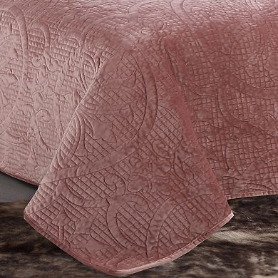 Estate Collection Joanna Velvet Quilt Set