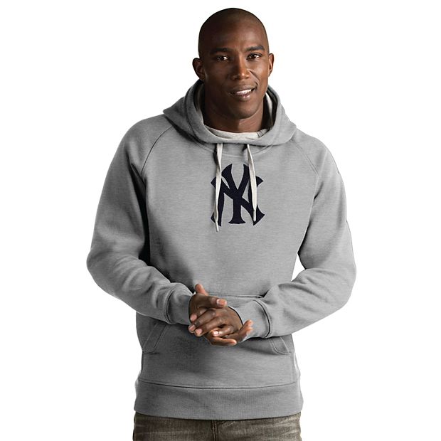 Men's New York Yankees Sweatshirts & Hoodies