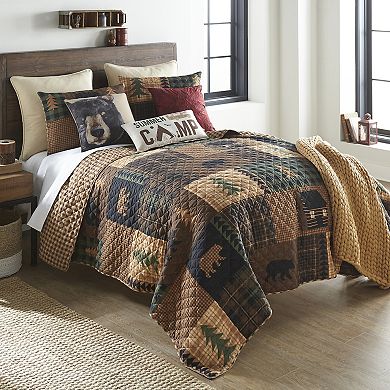 Donna Sharp Cabin Forest Quilt Set with Shams