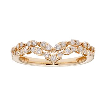 The Regal Collection 14k Gold 1/3 Carat T.W. IGL Certified Diamond Chevron Ring