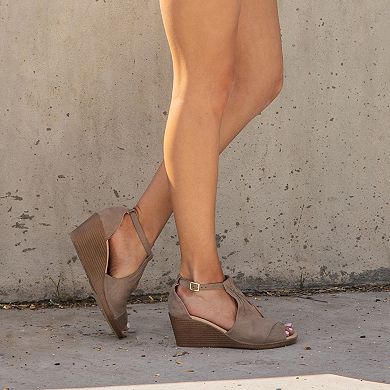 Journee Kedzie Women's Wedges