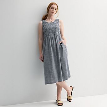 Women's Croft & Barrow® Smocked Midi Dress
