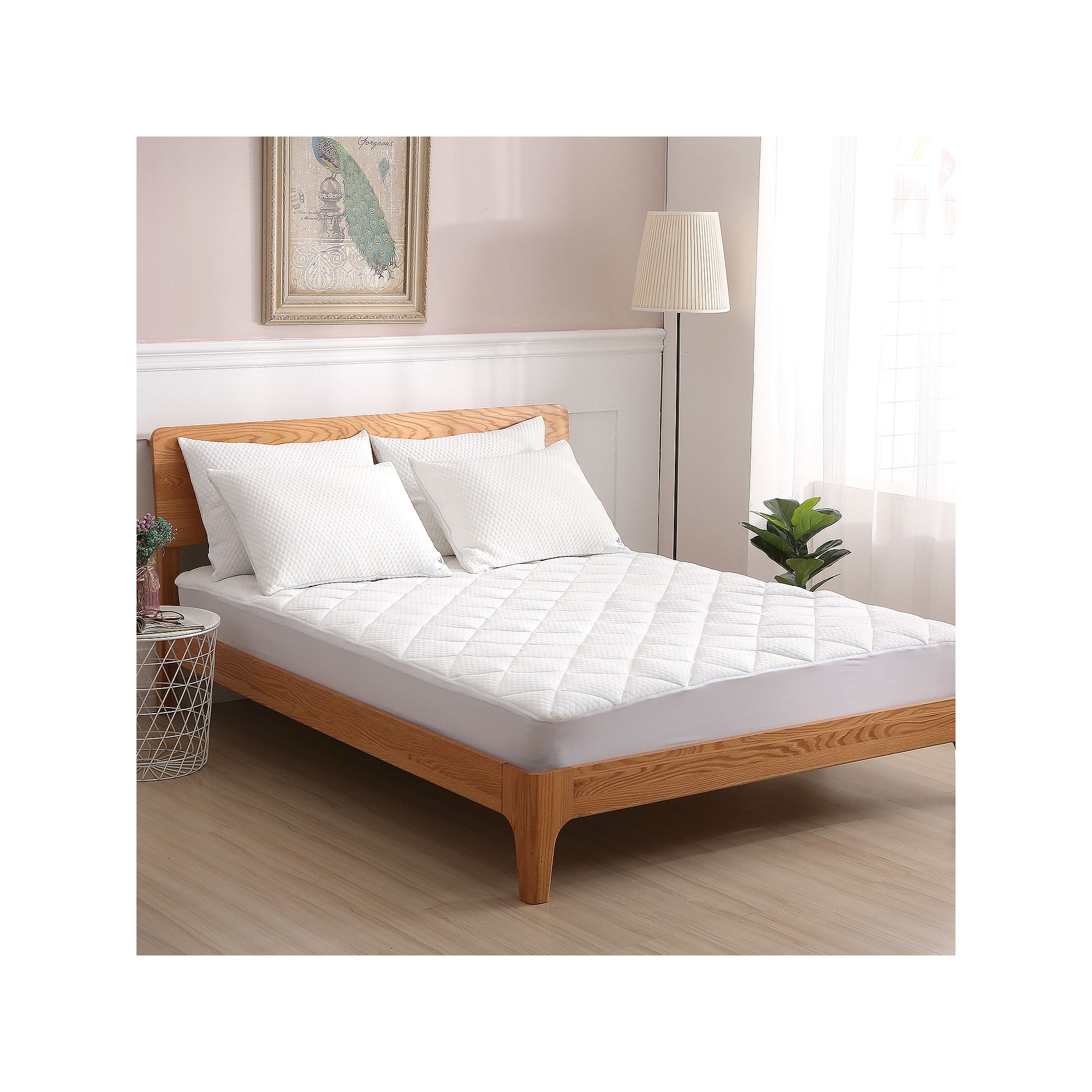 Dream On Cooling Knit Fabric Mattress Pad, White