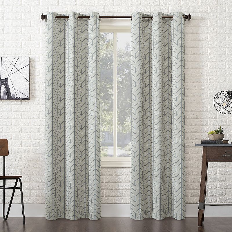 Sun Zero Kenwood Chevron Blackout Grommet Curtain Panel  40  X 84   Stone Gray