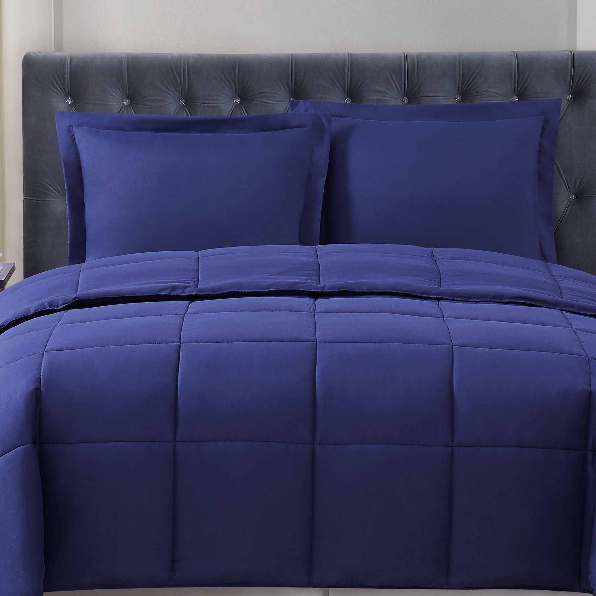 Truly Soft Everyday Reversible Comforter Set, Blue