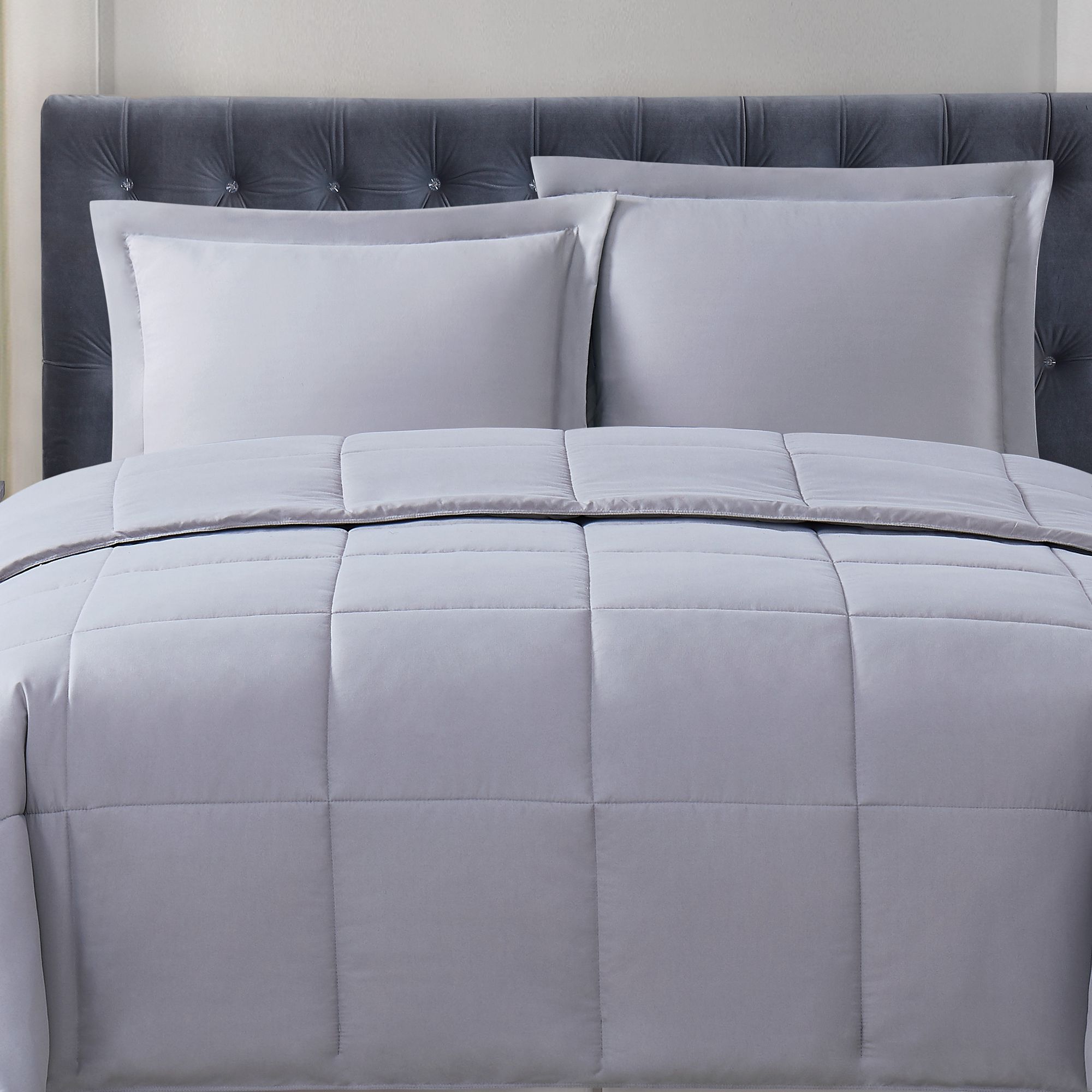 Truly Soft Everyday Reversible Comforter Set, Gray