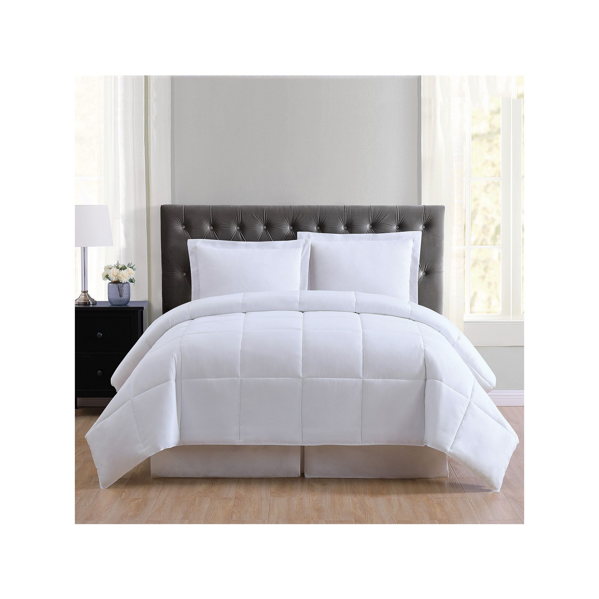 Truly Soft Everyday Reversible Comforter Set, White