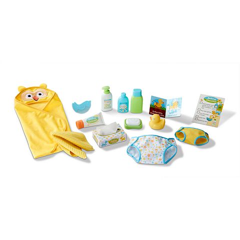 Melissa & Doug Mine to Love 19 pc Changing & Bathtime Play Set for Dolls