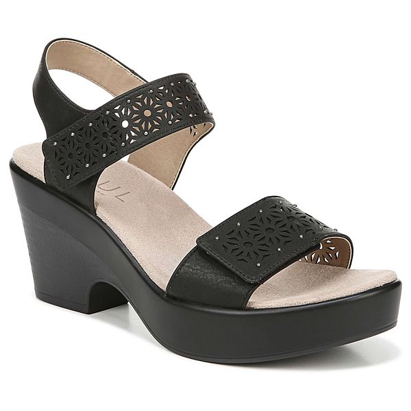 Kohls womens 2024 black sandals