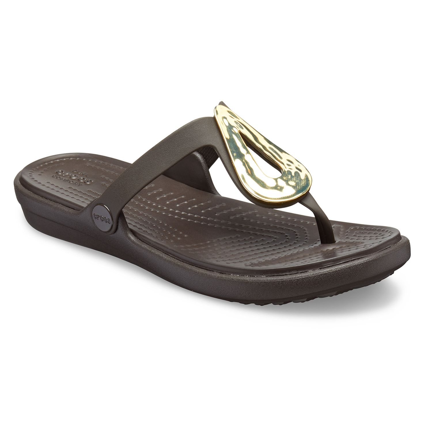 crocs women's sanrah liquid metallic wedge flip sandal