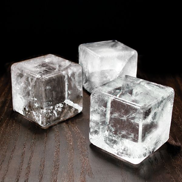 the 6 BOLT-CUBE ICE MOLD