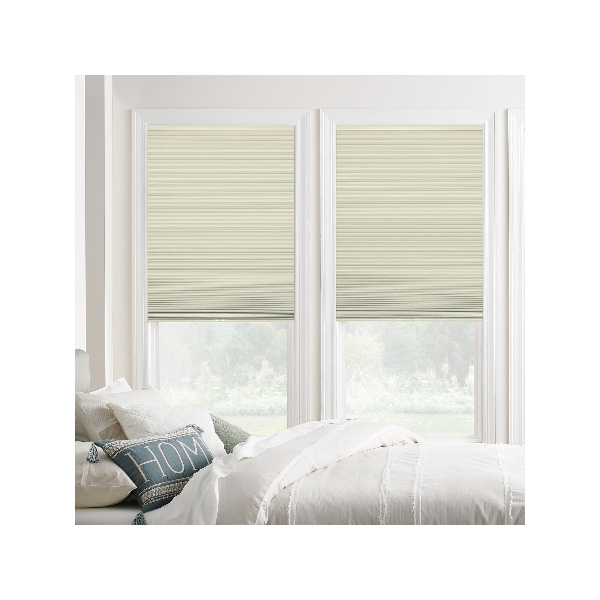 Sonoma Goods For Life™ Custom Cordless Blackout Cellular Shade - 84 Le