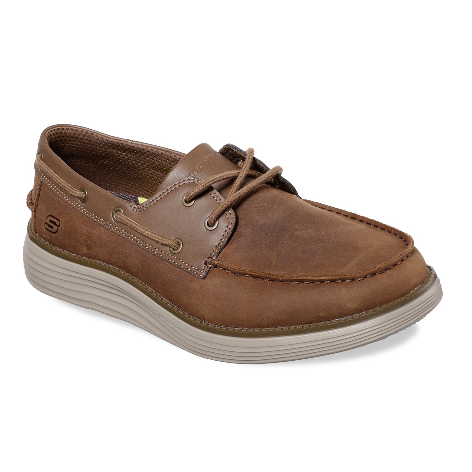 casual boat shoes