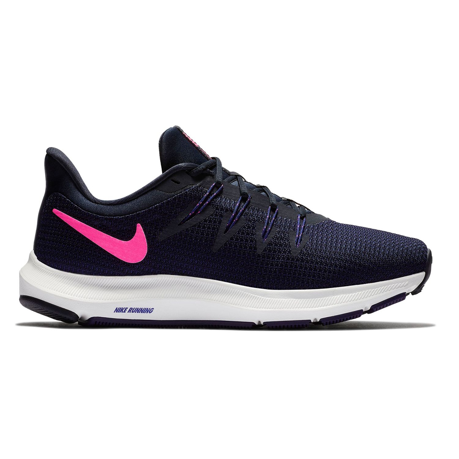 nike quest lightweight running shoe - women's