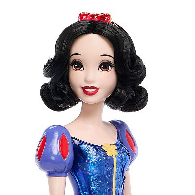 Disney Princess Snow White Fashion Doll and Accessories by Mattel